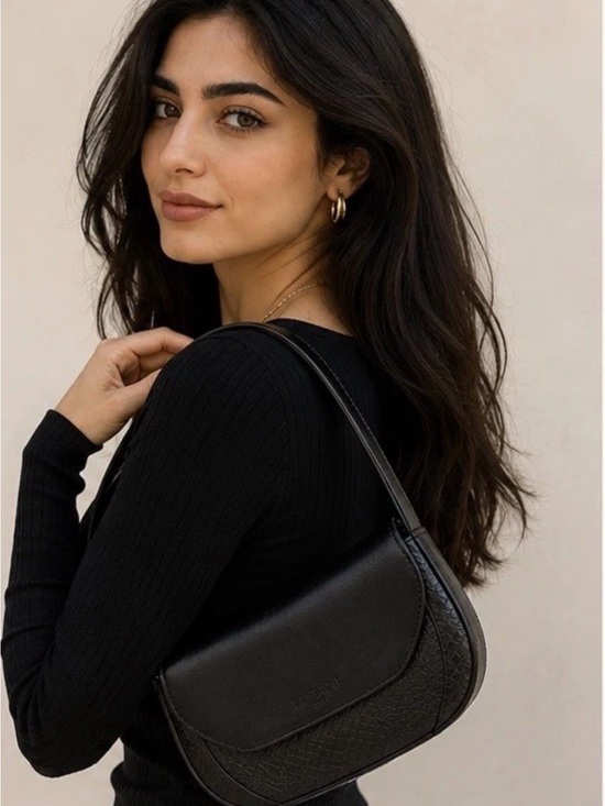 Lili Radu purse